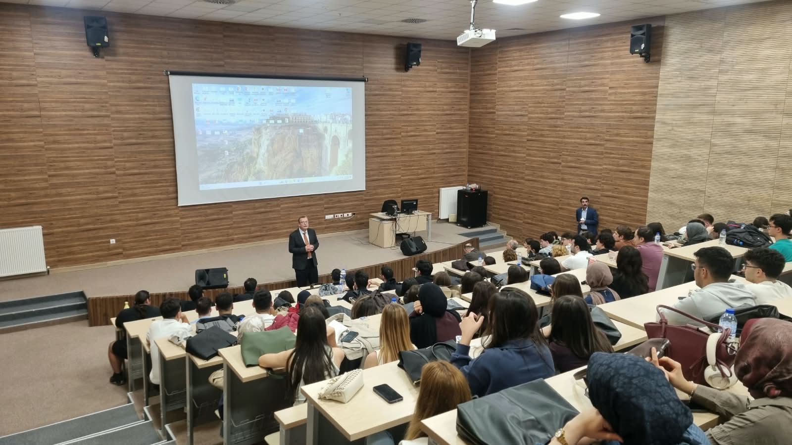 Dönem-1 Öğrencileri İçin Oryantasyon Programı Gerçekleştirildi